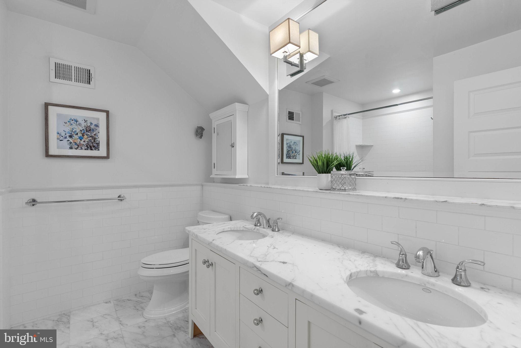 2019 RITTENHOUSE SQUARE