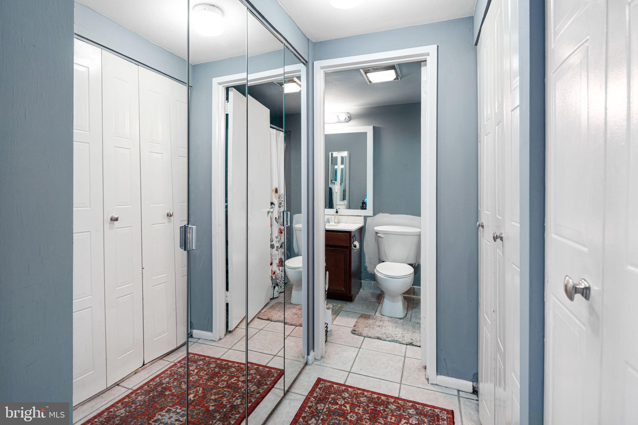 2001 HAMILTON STREET 1121