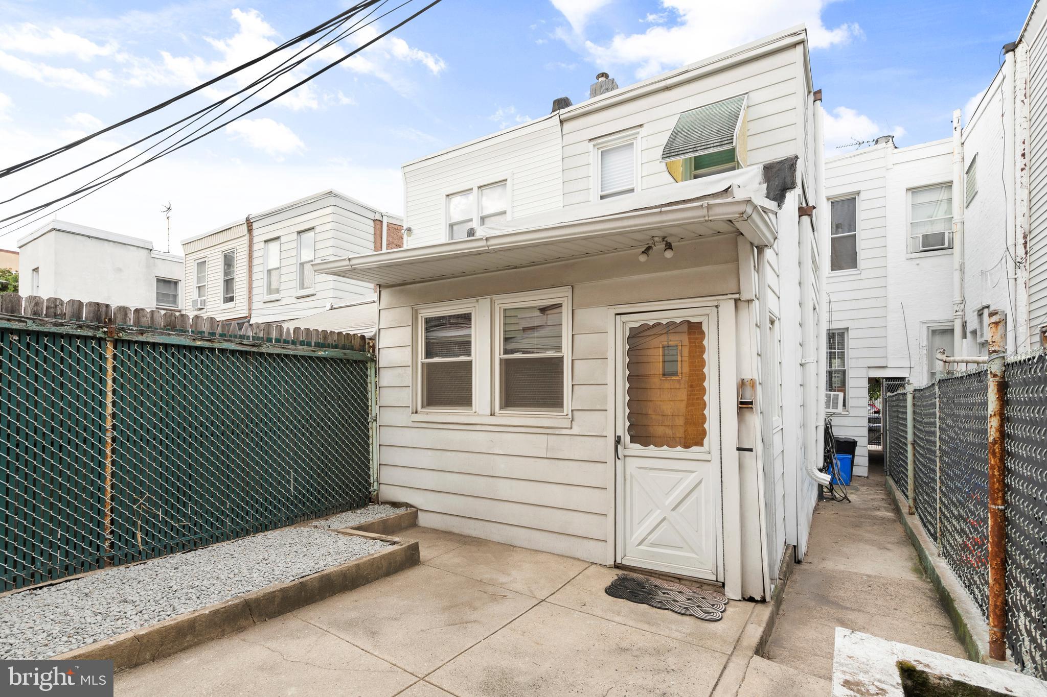 2630 E CLEARFIELD STREET