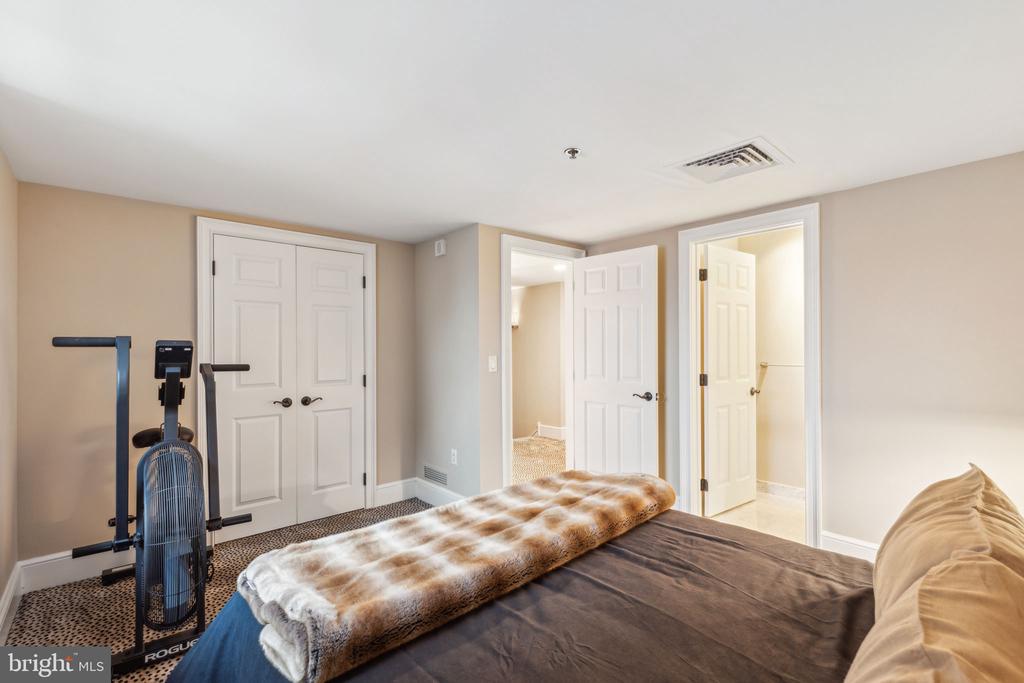 1500 CHESTNUT STREET 20K