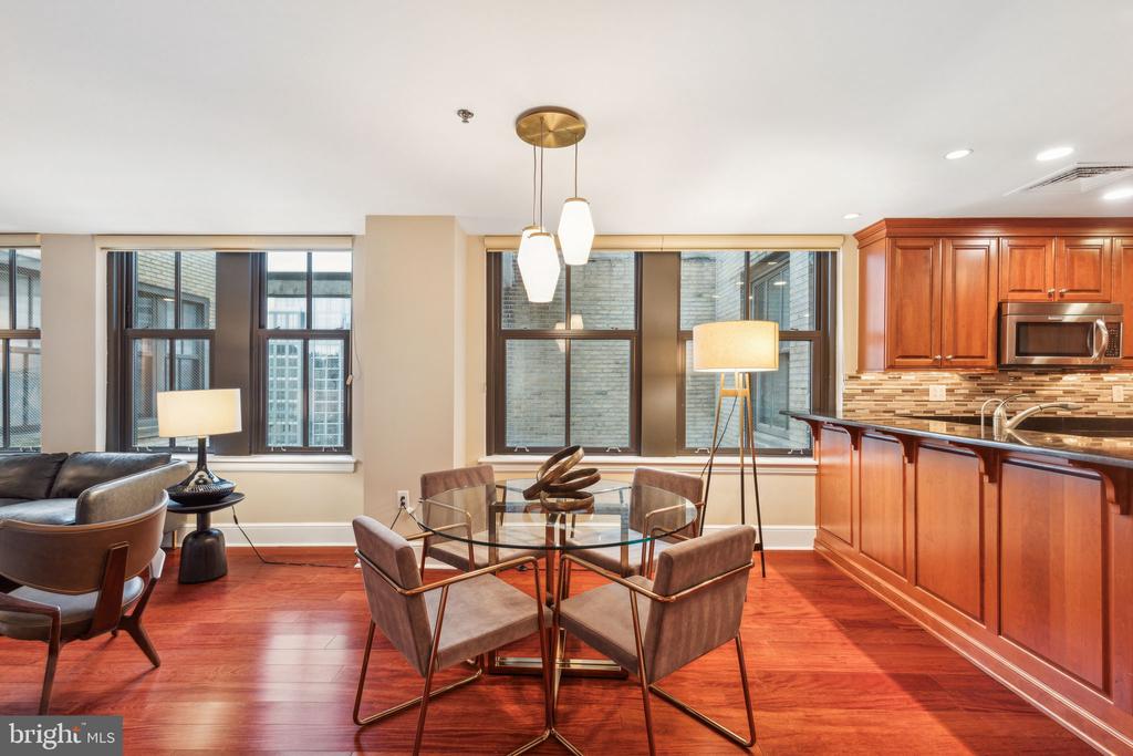 1500 CHESTNUT STREET 20K