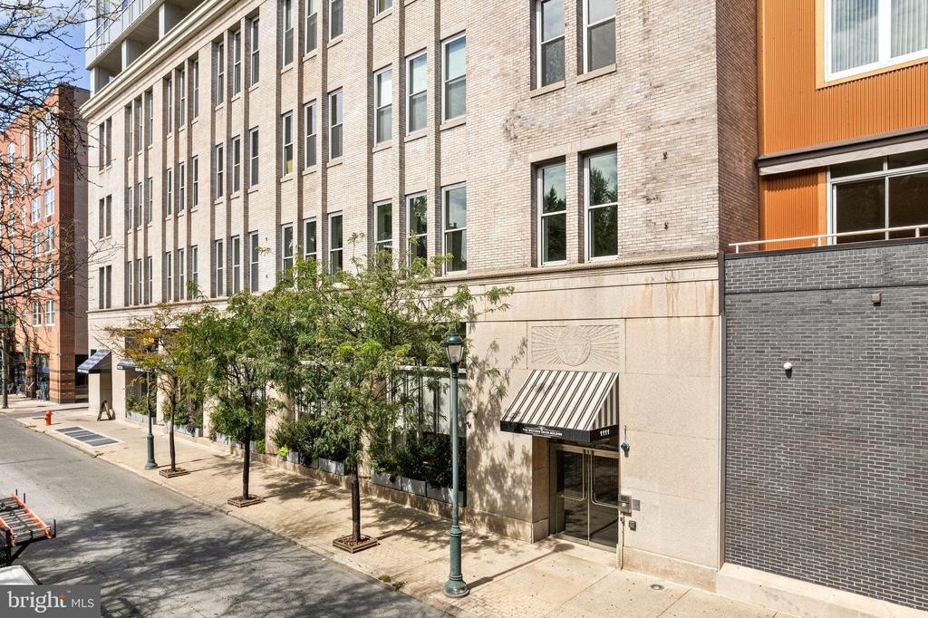 1101 LOCUST STREET 4L