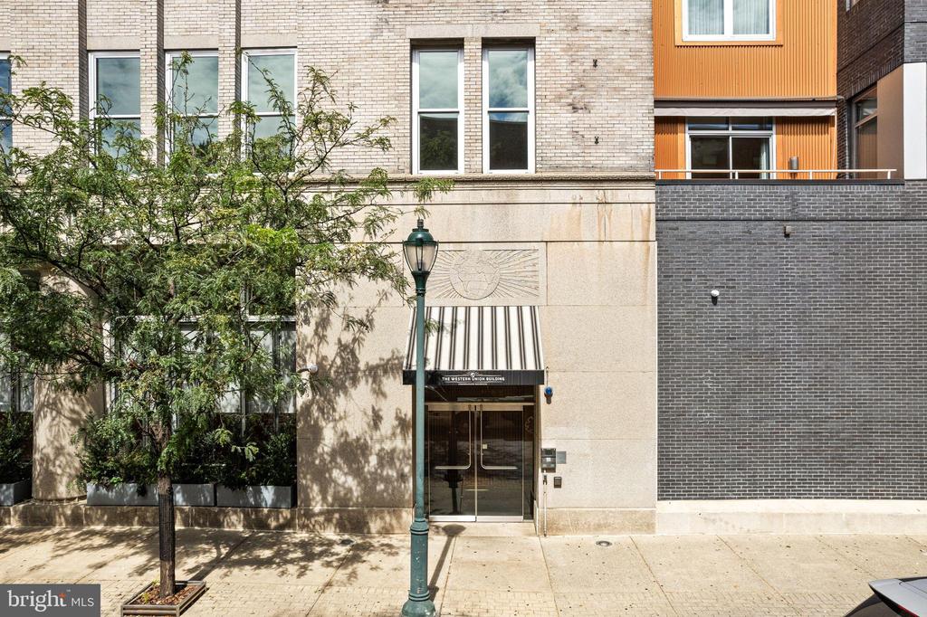 1101 LOCUST STREET 4L