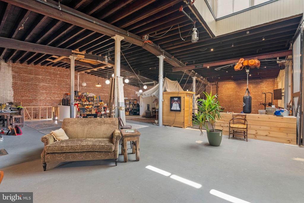 1521 N 31ST STREET 31 300