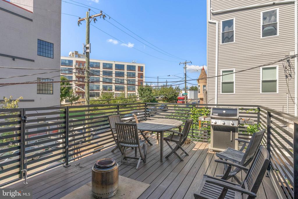 1521 N 31ST STREET 31 300