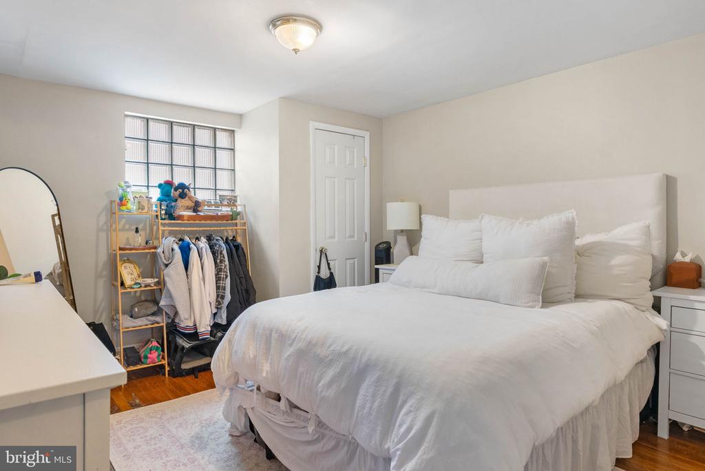 348 S 16TH STREET