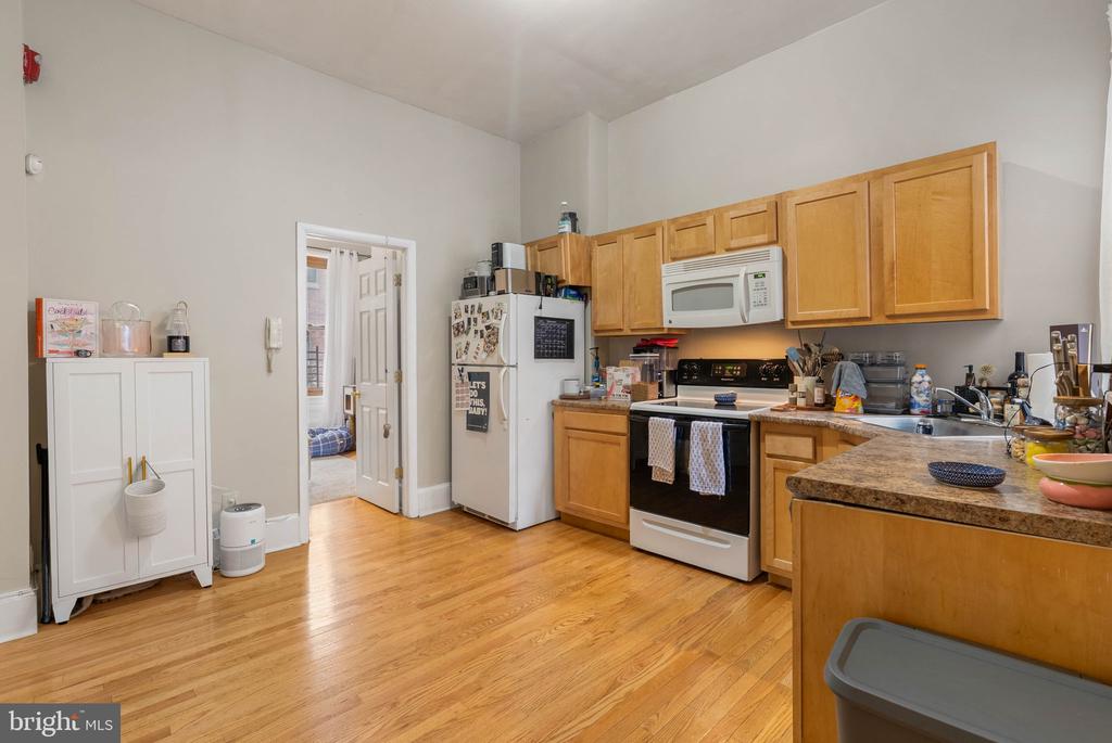 348 S 16TH STREET