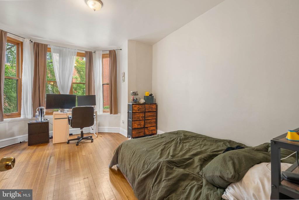 348 S 16TH STREET