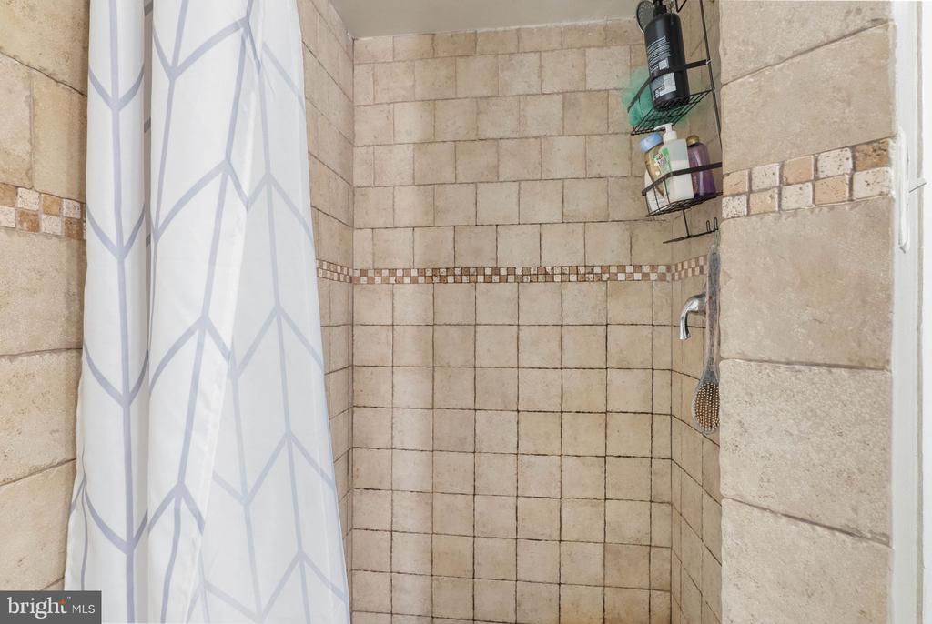 348 S 16TH STREET