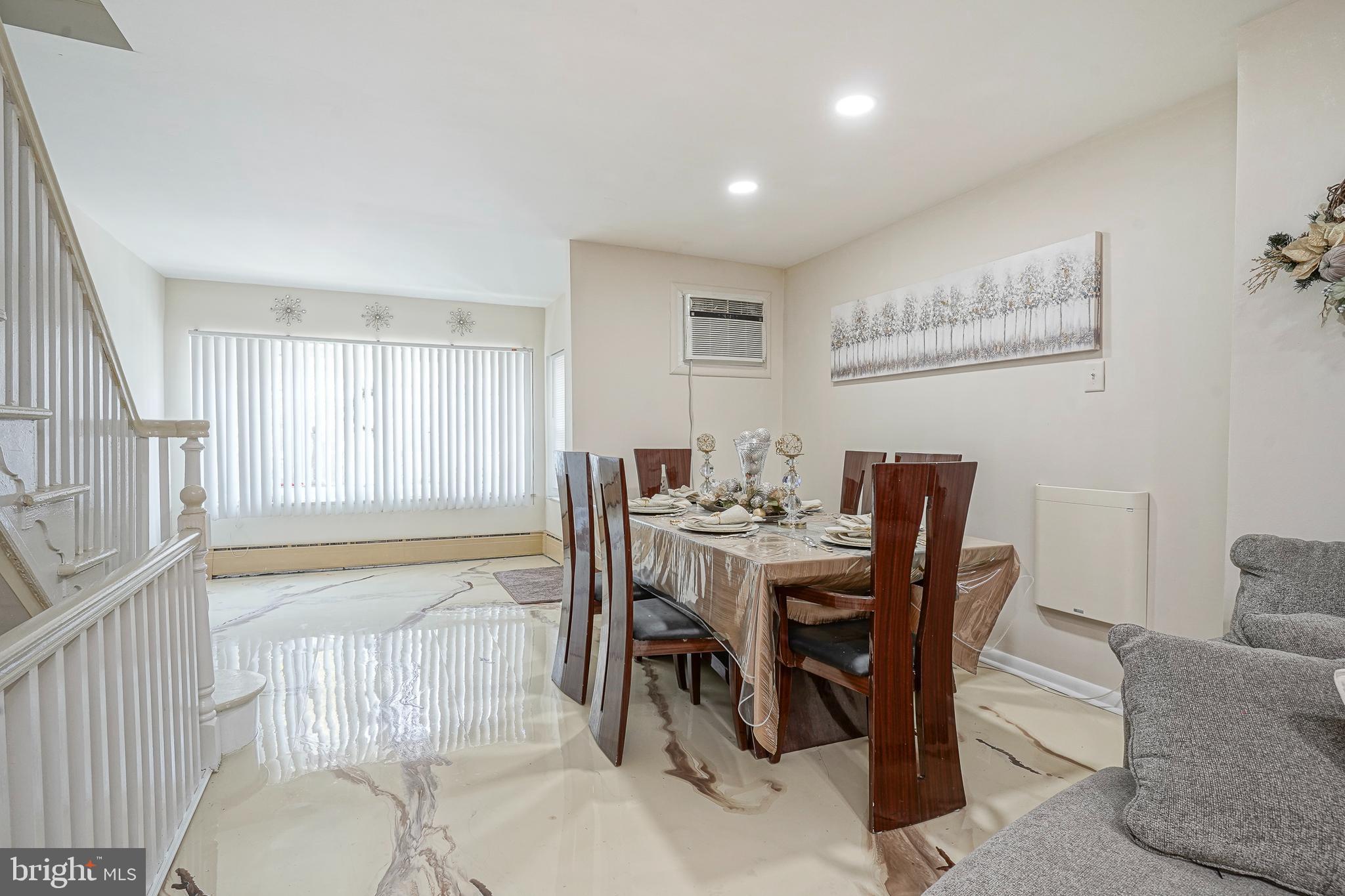 2828 S BEULAH STREET