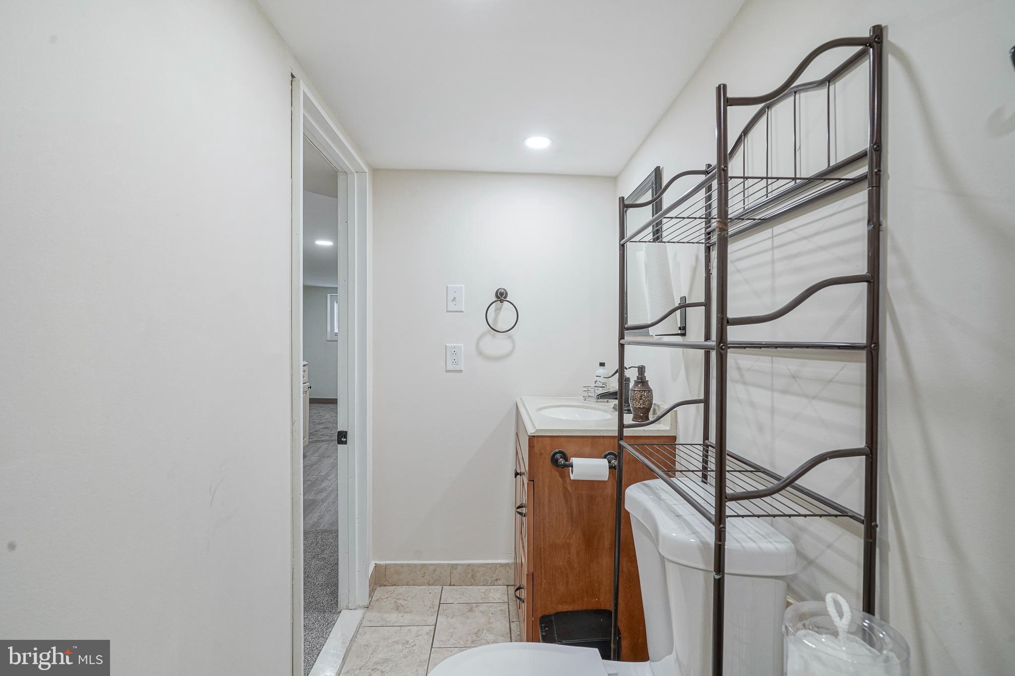 2828 S BEULAH STREET