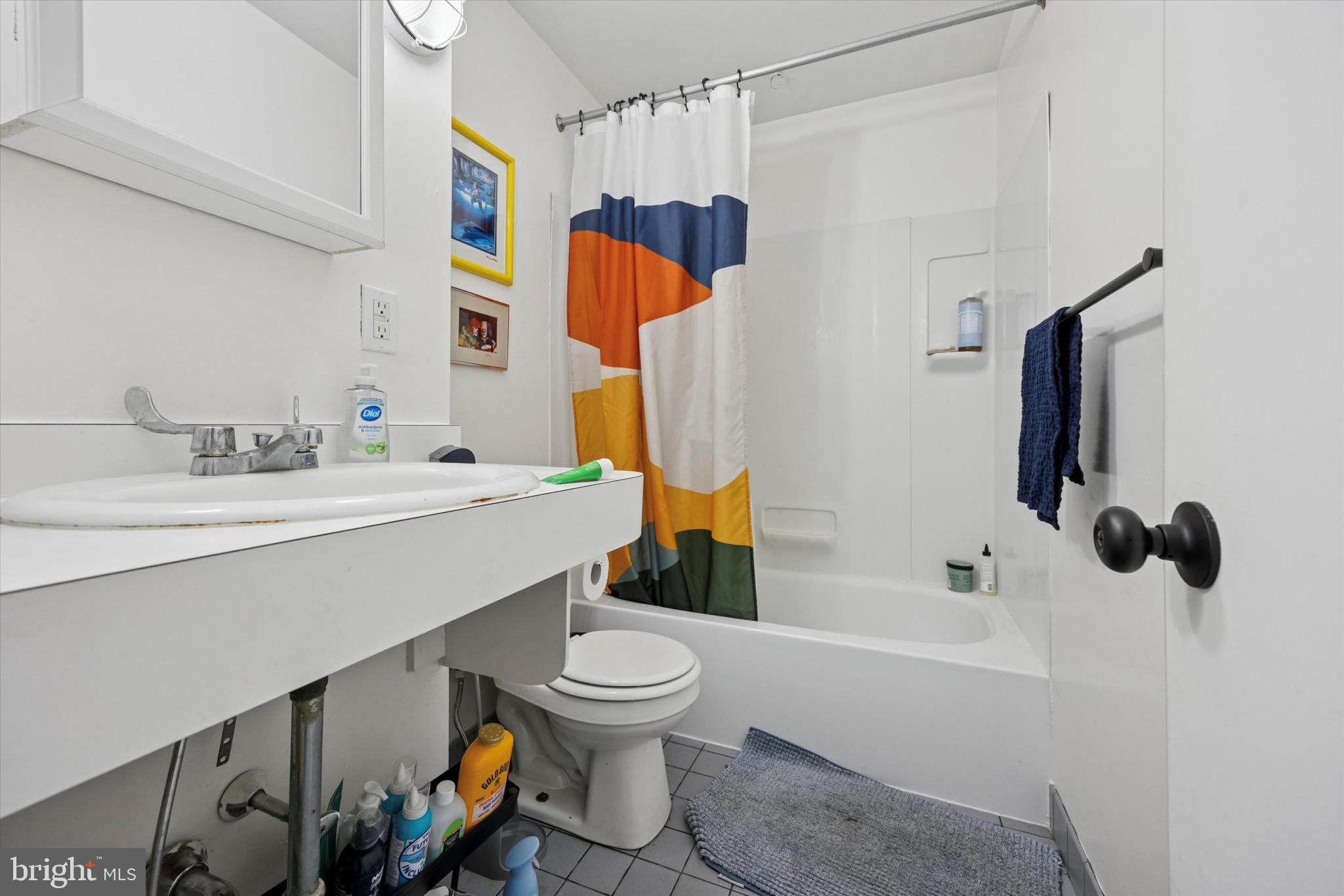 1731 BAINBRIDGE STREET