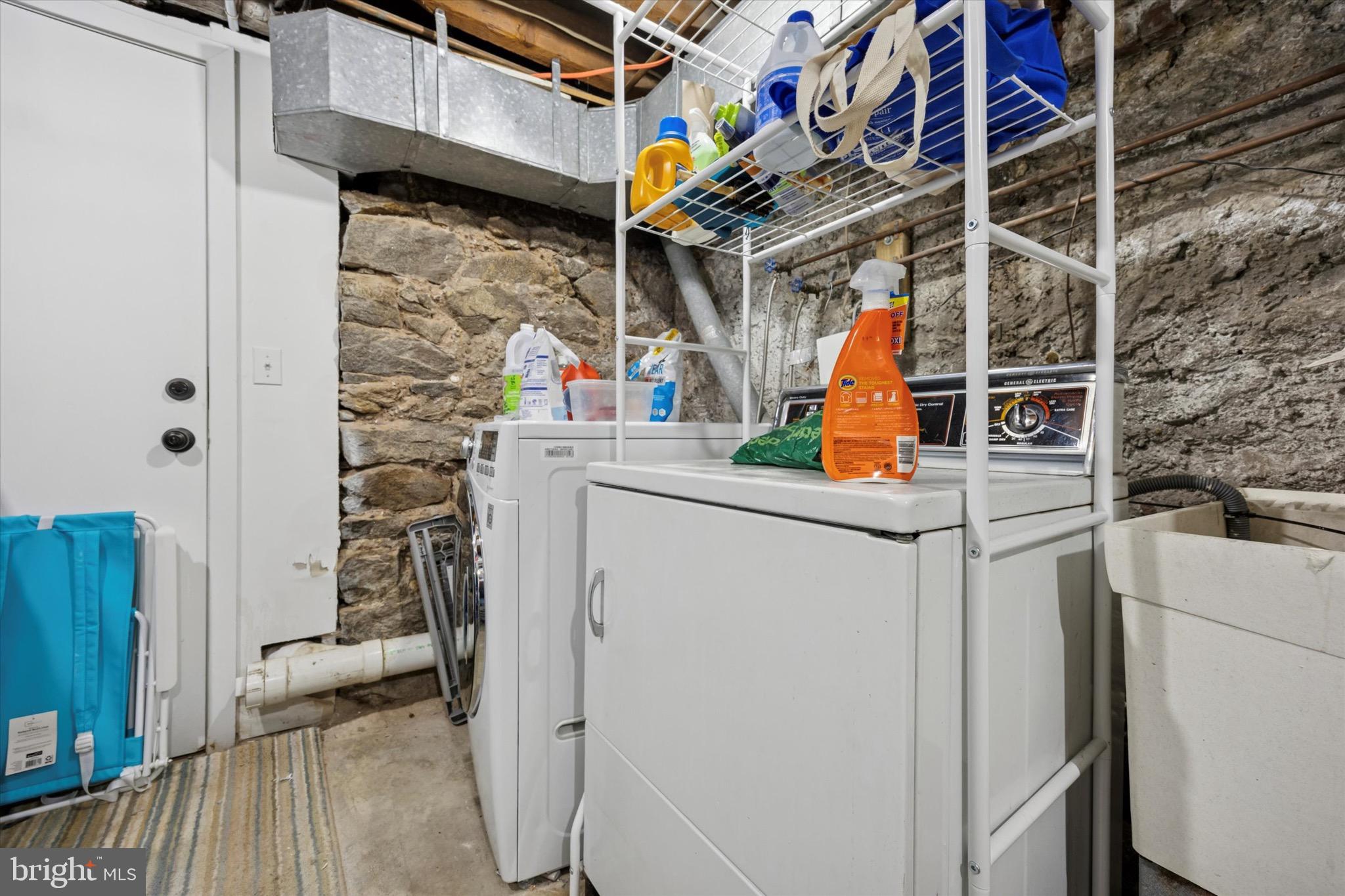 1731 BAINBRIDGE STREET