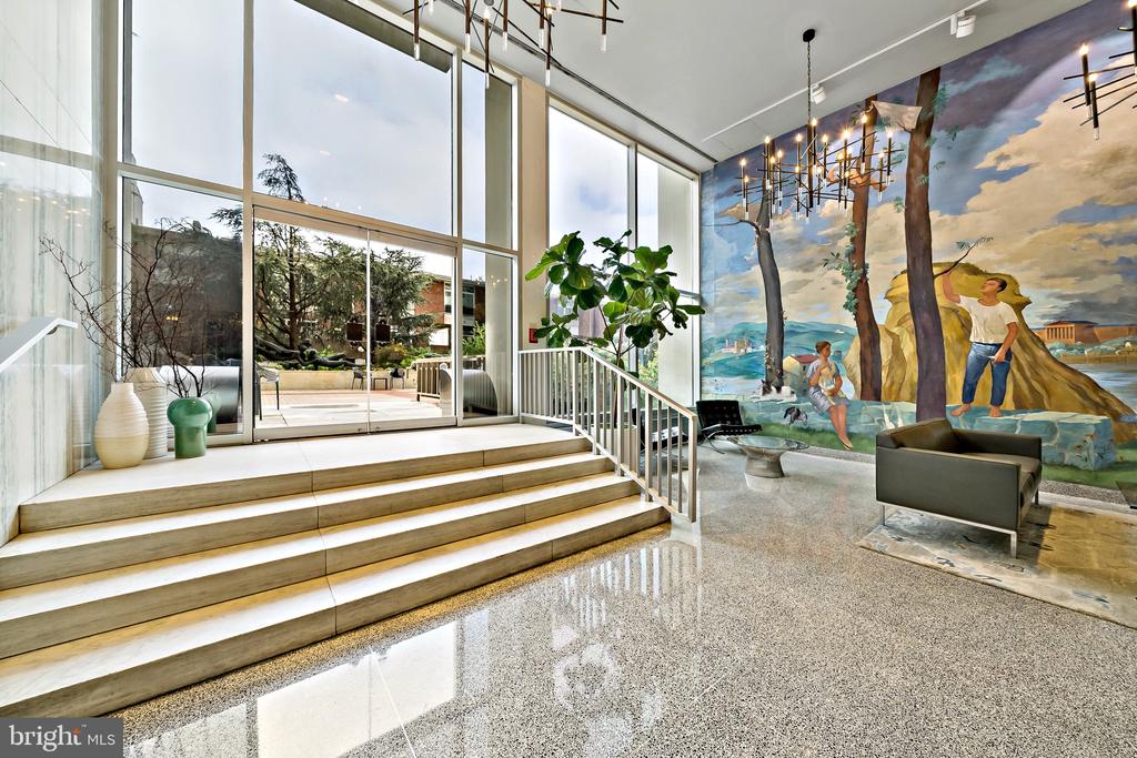 604 S WASHINGTON SQUARE 36 1015