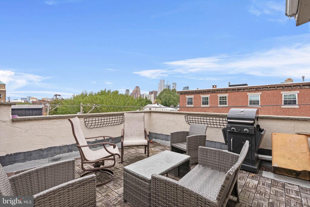 800 S 10TH STREET