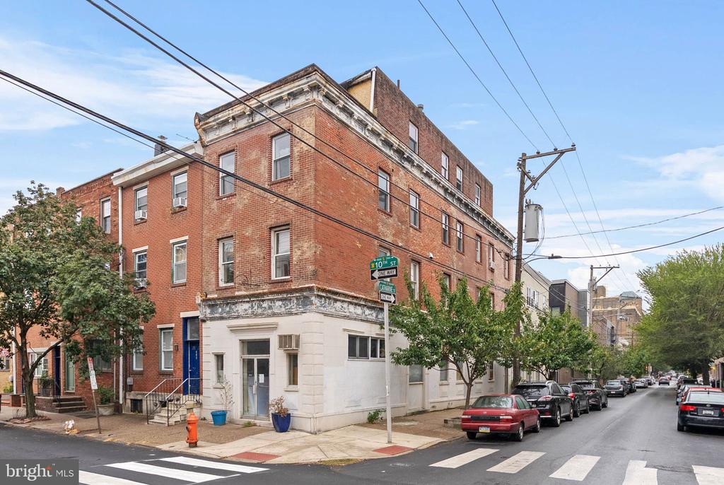 800 S 10TH STREET