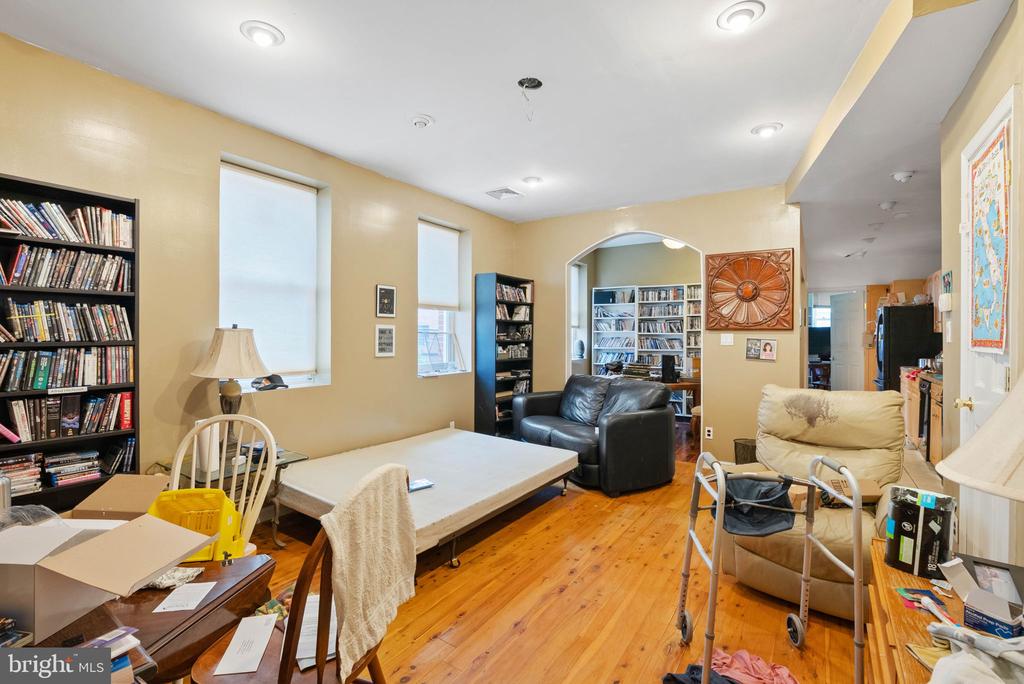 800 S 10TH STREET