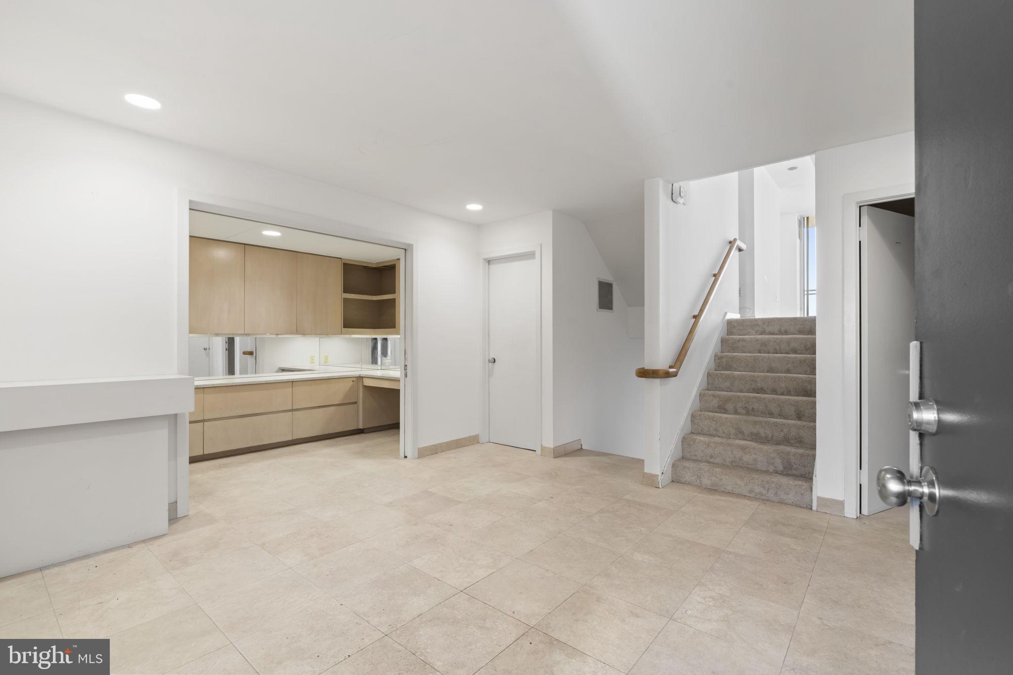 2301 CHERRY STREET 5/6F