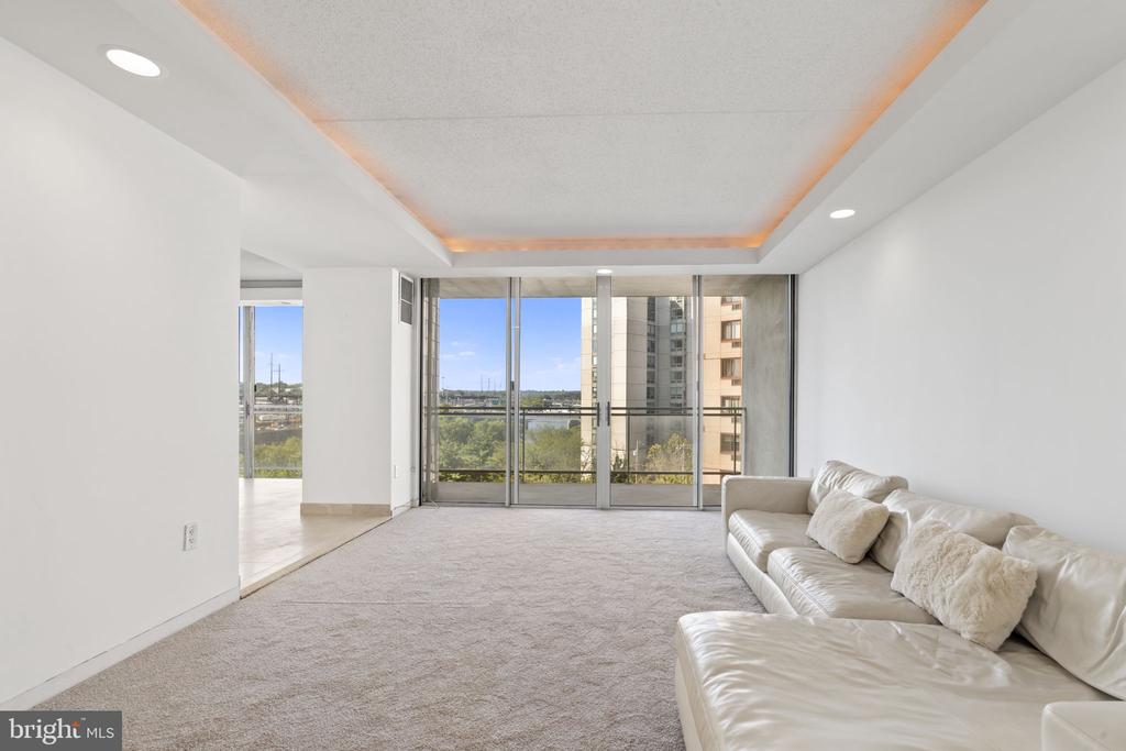 2301 CHERRY STREET 5/6F