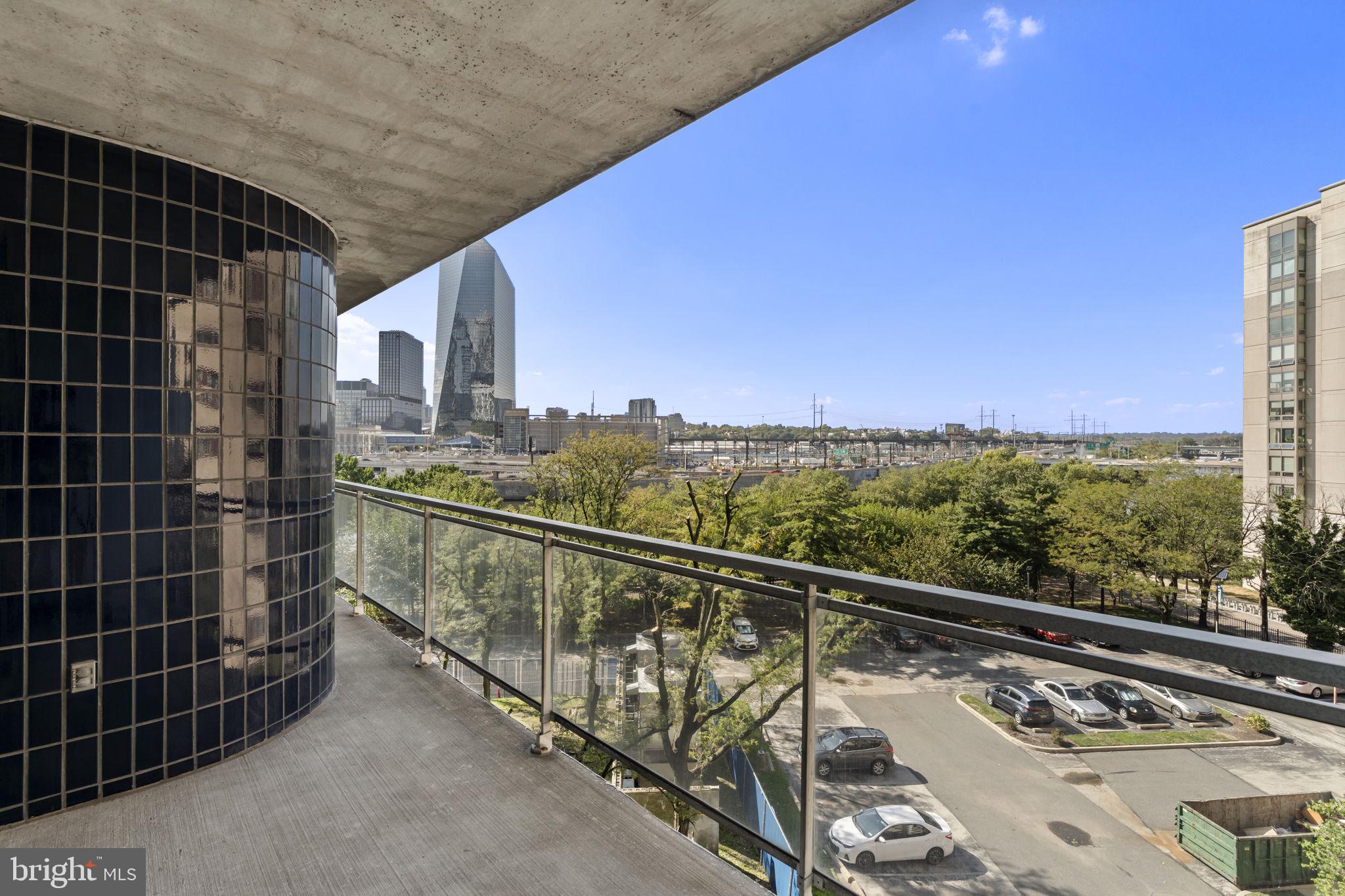 2301 CHERRY STREET 5/6F