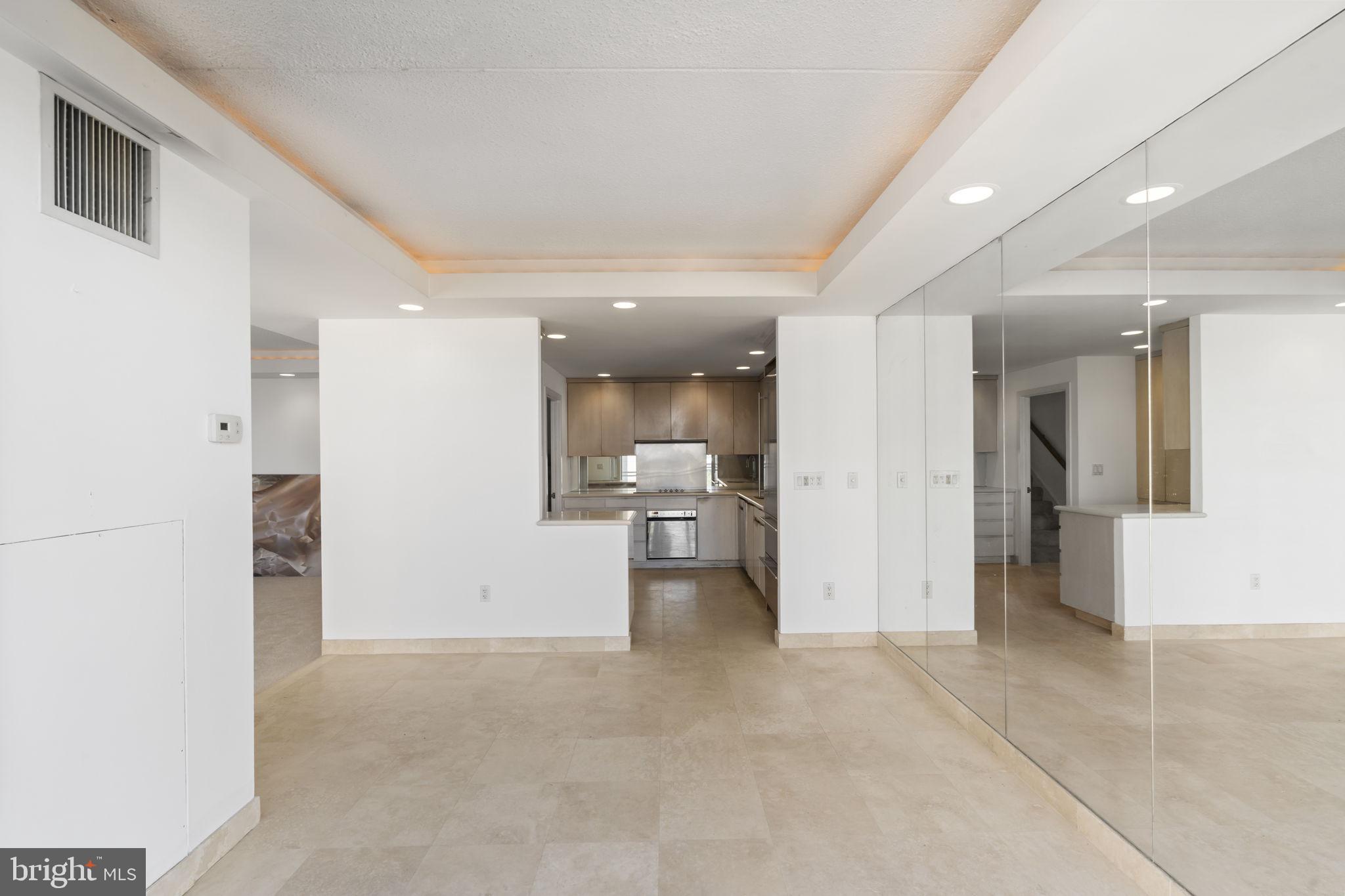 2301 CHERRY STREET 5/6F