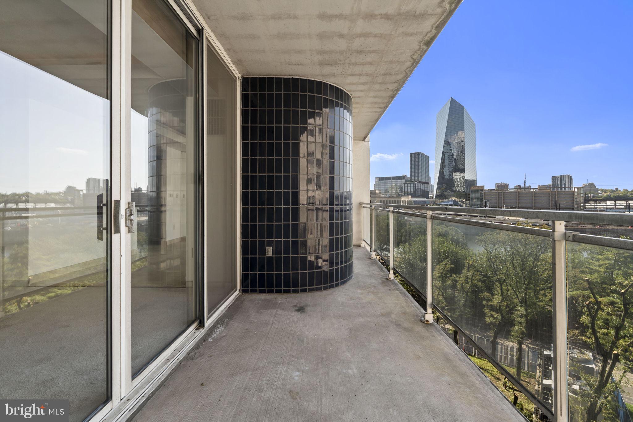 2301 CHERRY STREET 5/6F