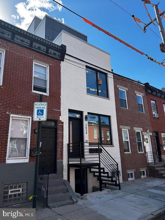 2634 OAKFORD STREET 2