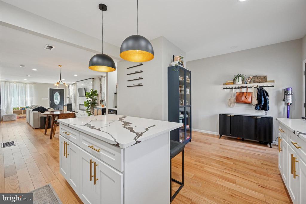 5349 PRISCILLA STREET
