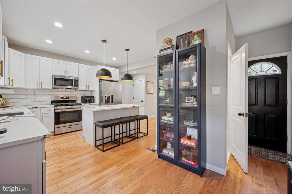 5349 PRISCILLA STREET