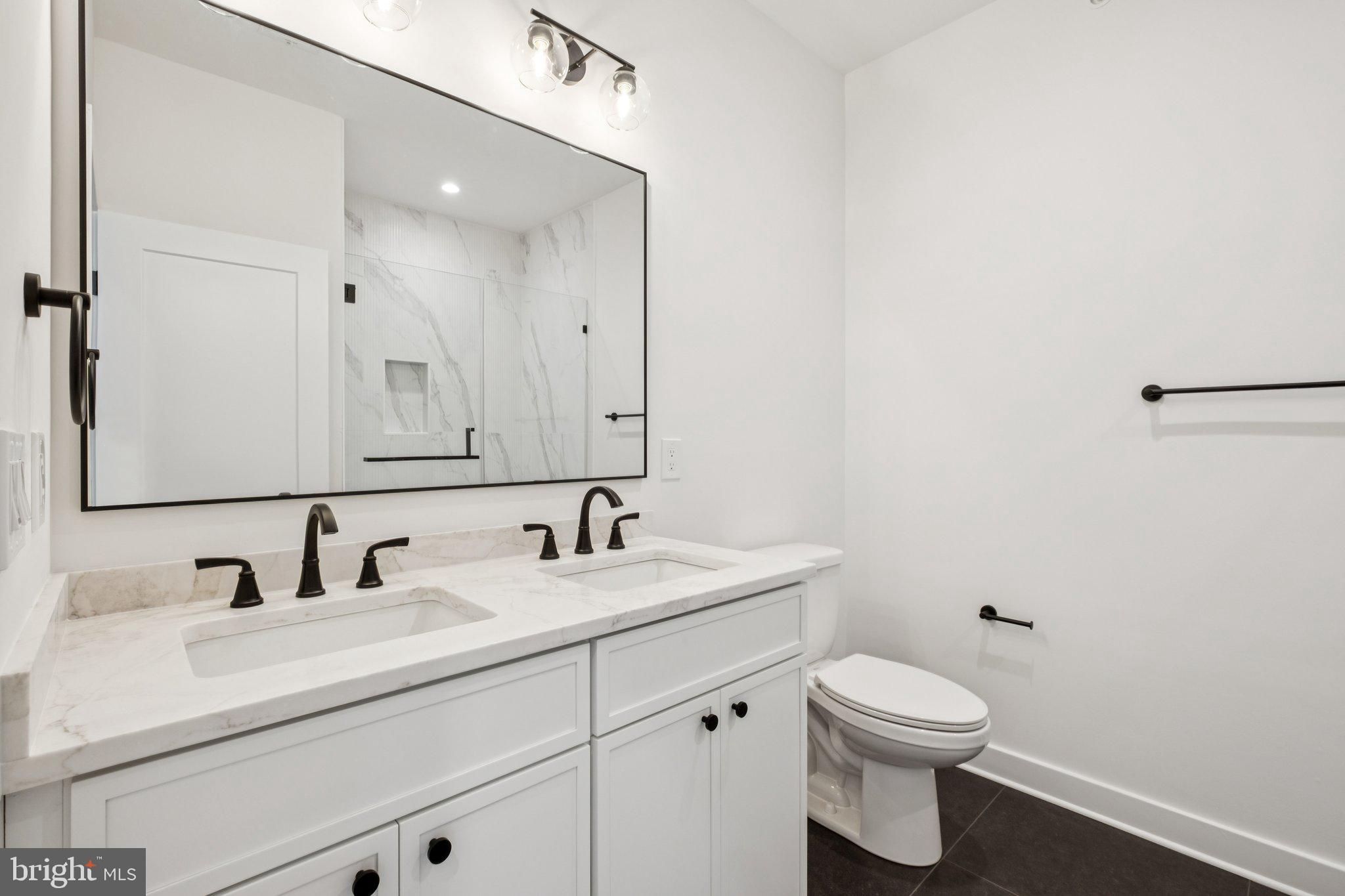 1608 N NEWKIRK STREET