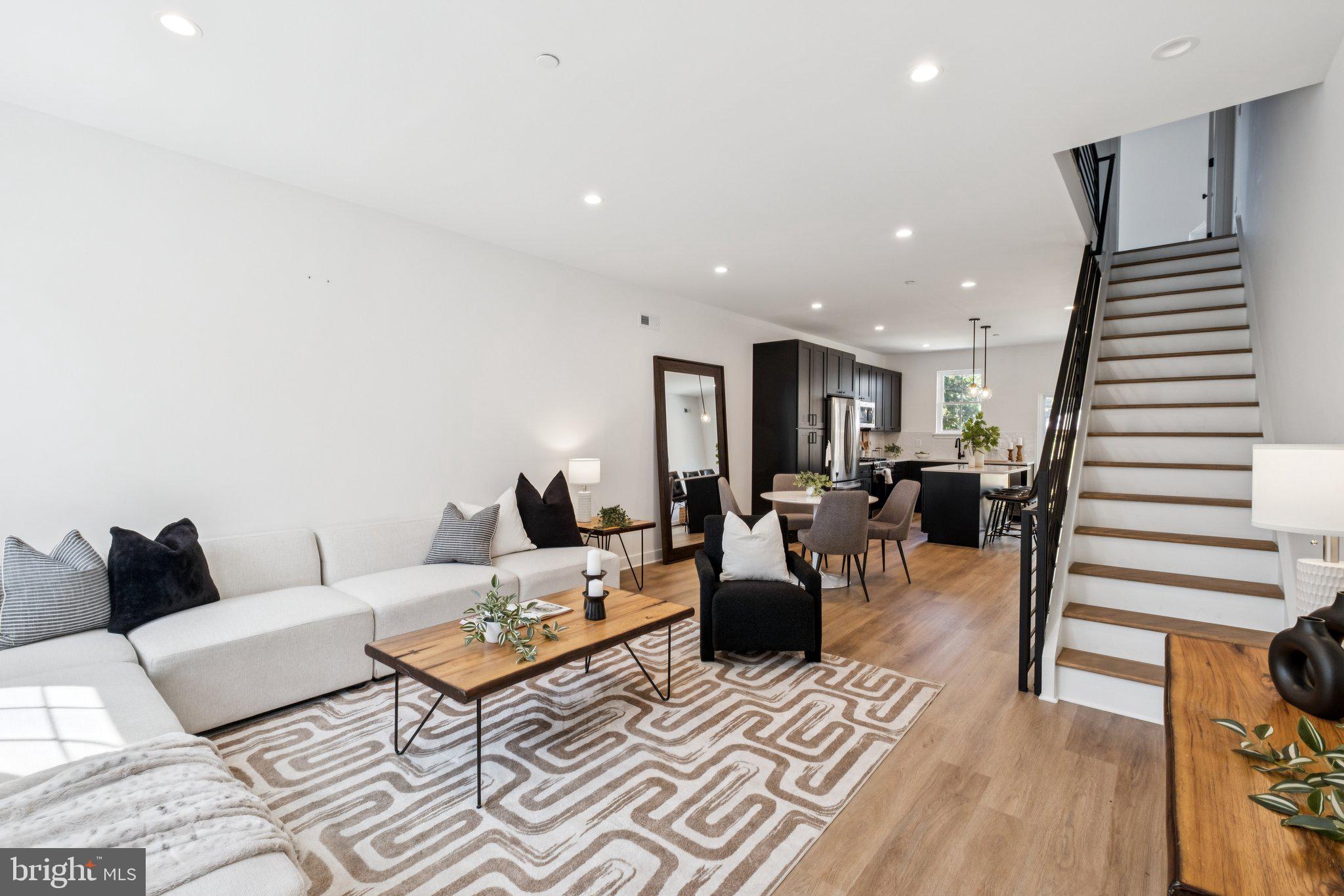 1608 N NEWKIRK STREET