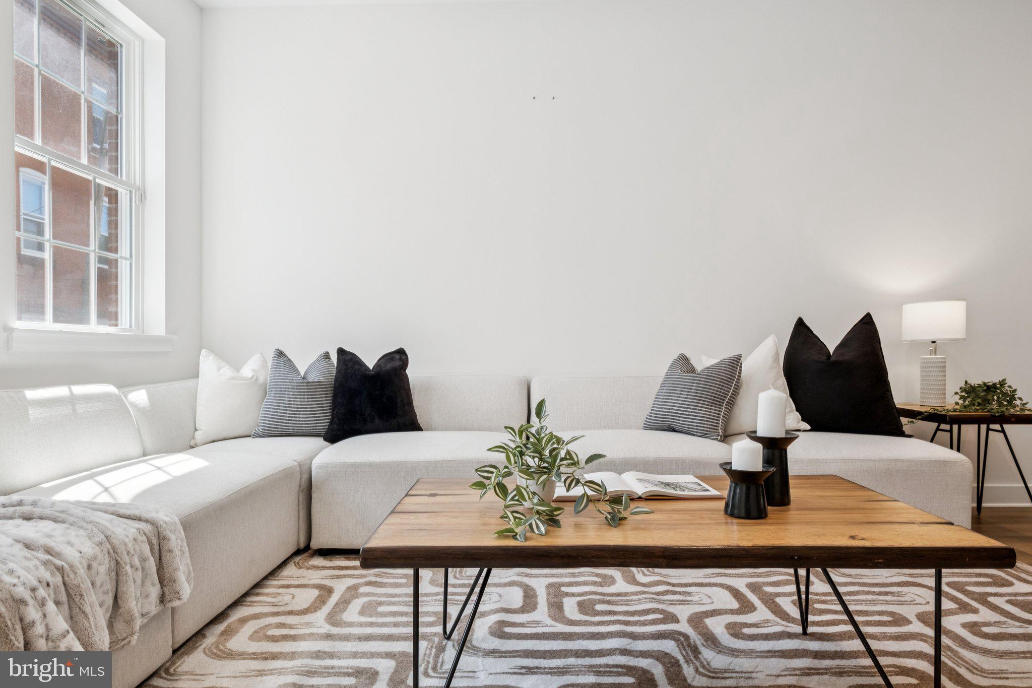 1608 N NEWKIRK STREET