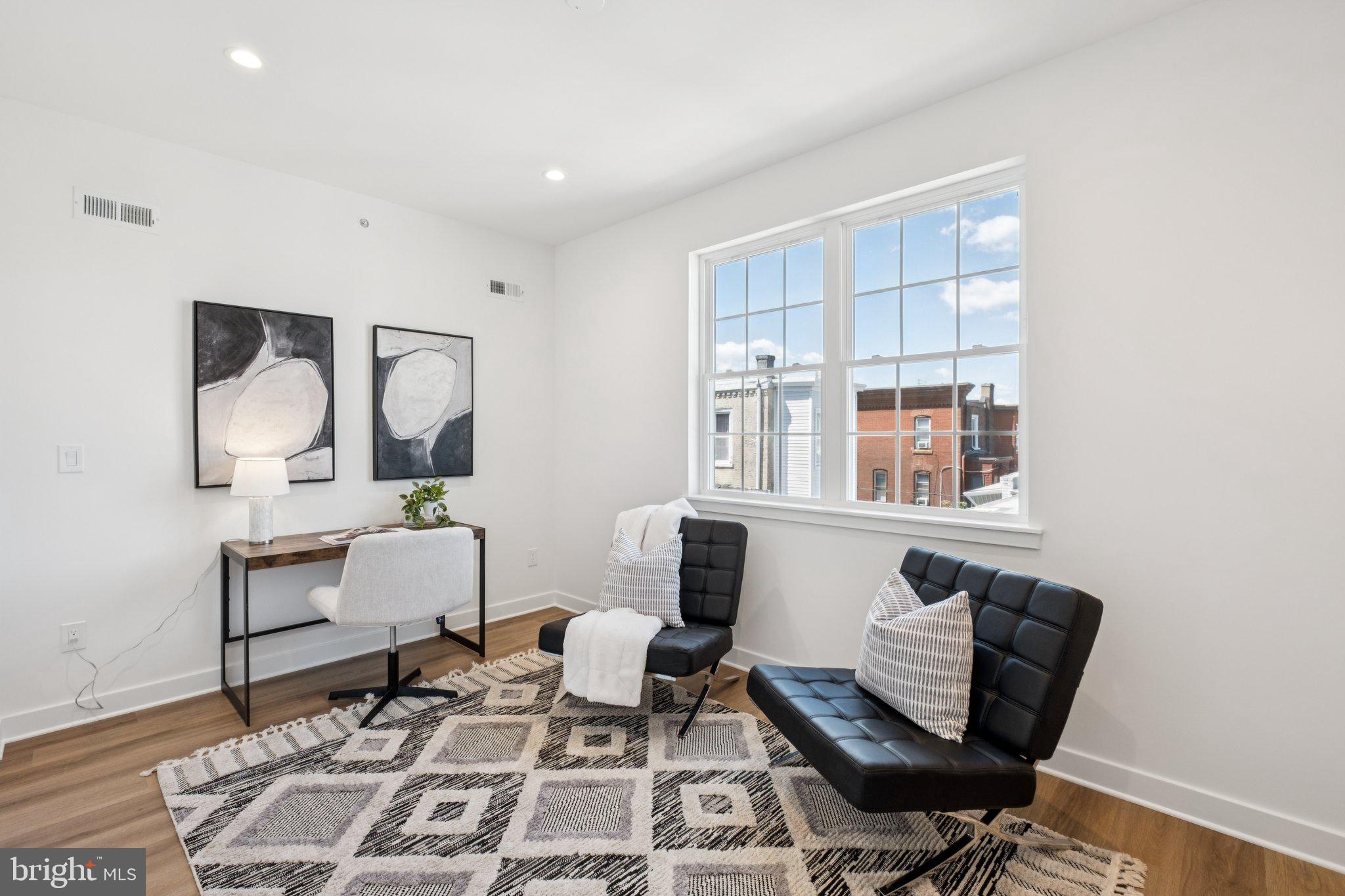 1608 N NEWKIRK STREET