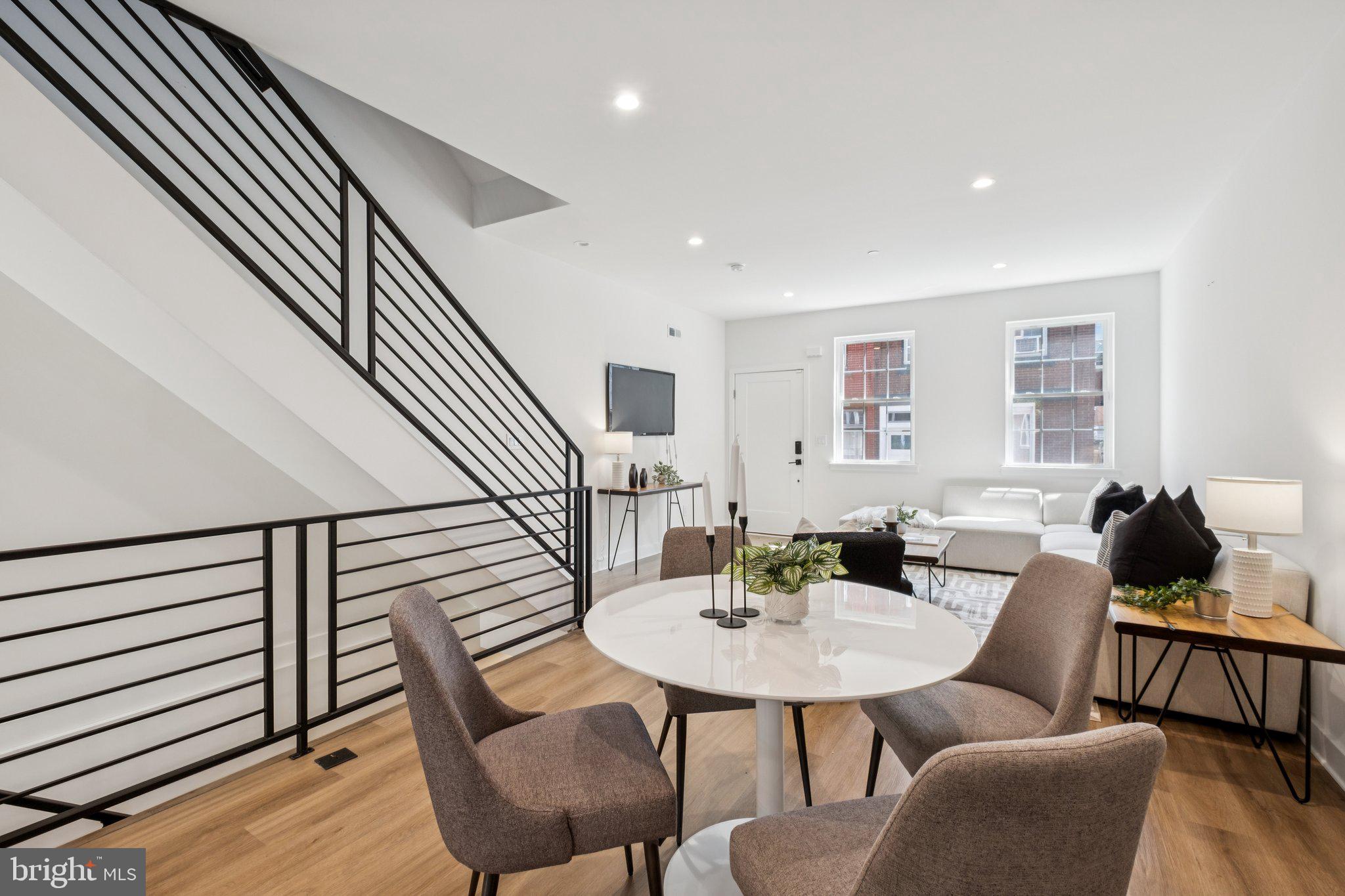 1608 N NEWKIRK STREET