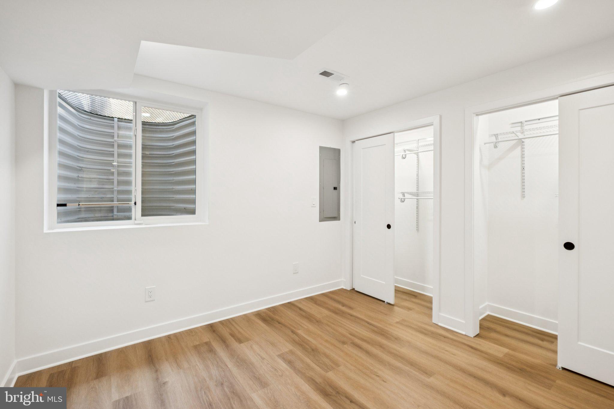 1608 N NEWKIRK STREET