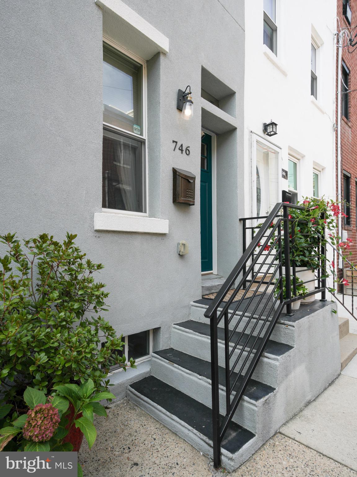 746 N UBER STREET