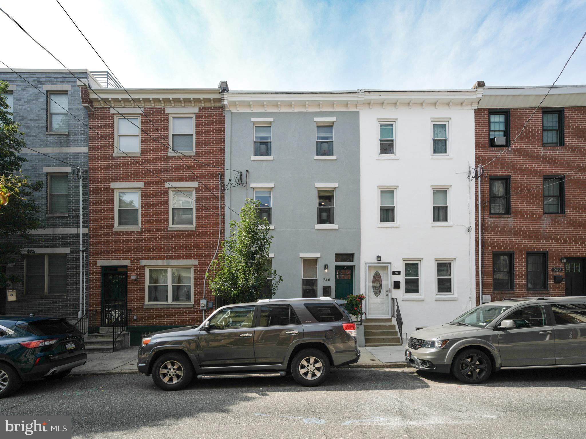 746 N UBER STREET