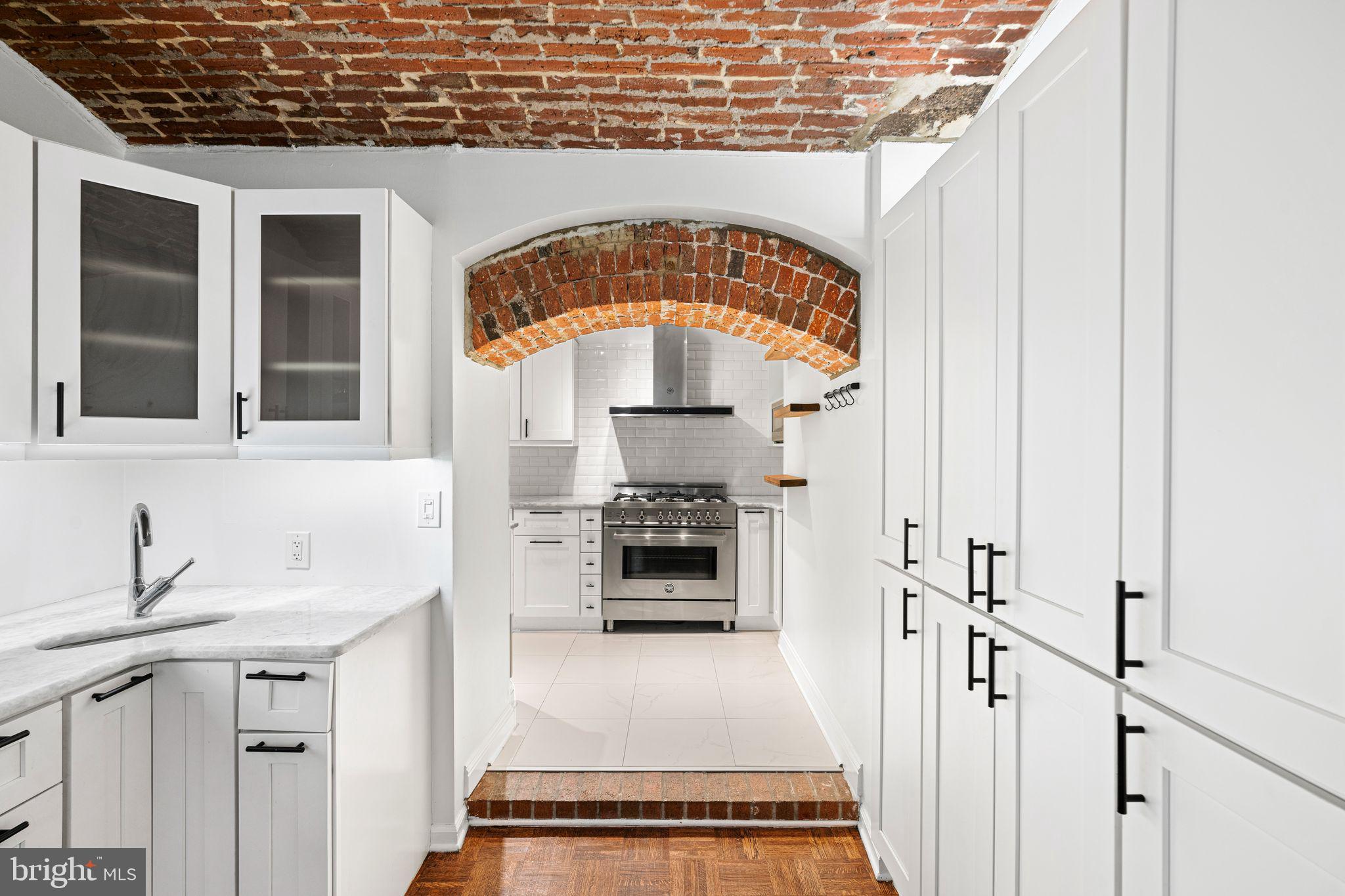 2 WILLINGS ALLEY MEWS