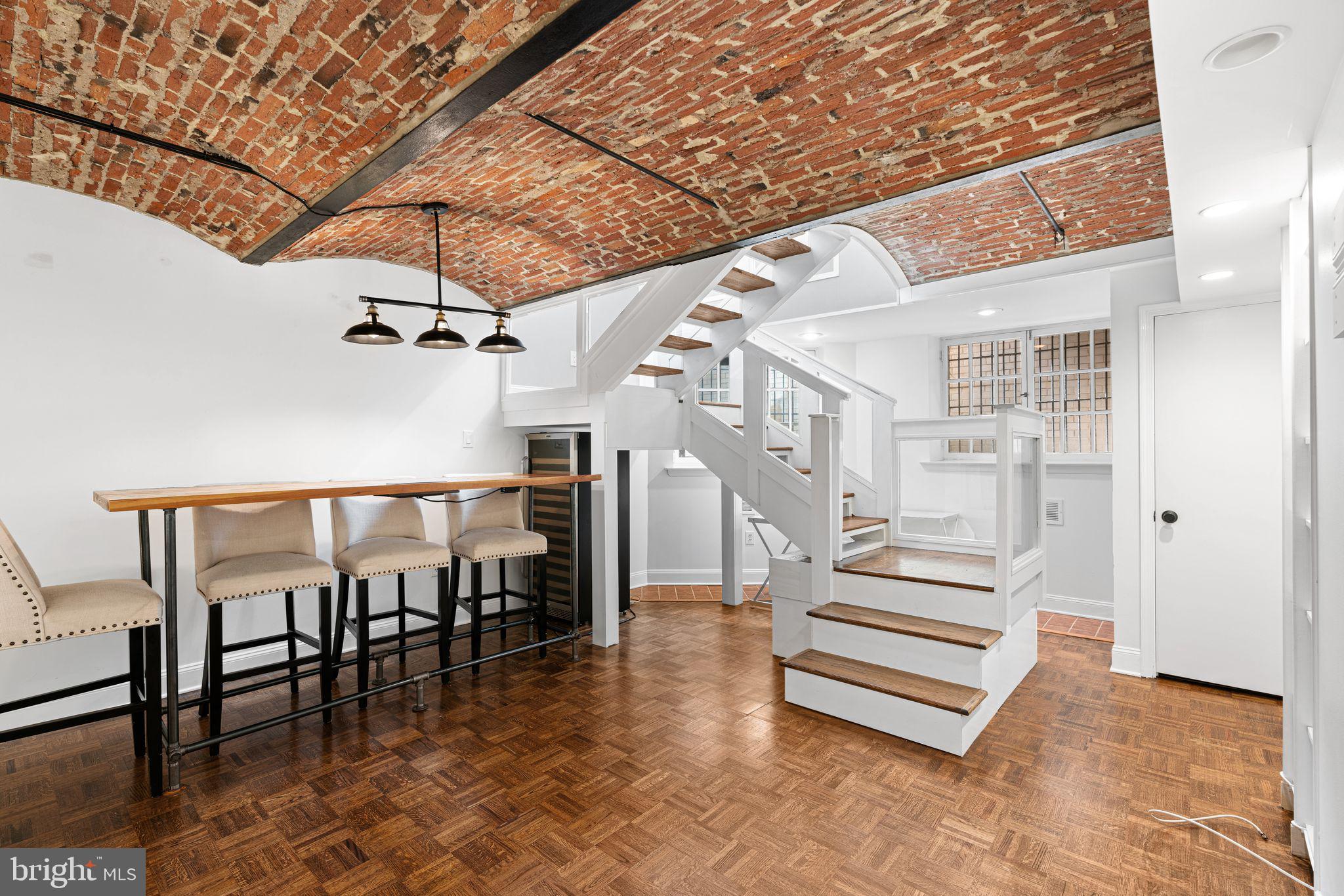 2 WILLINGS ALLEY MEWS