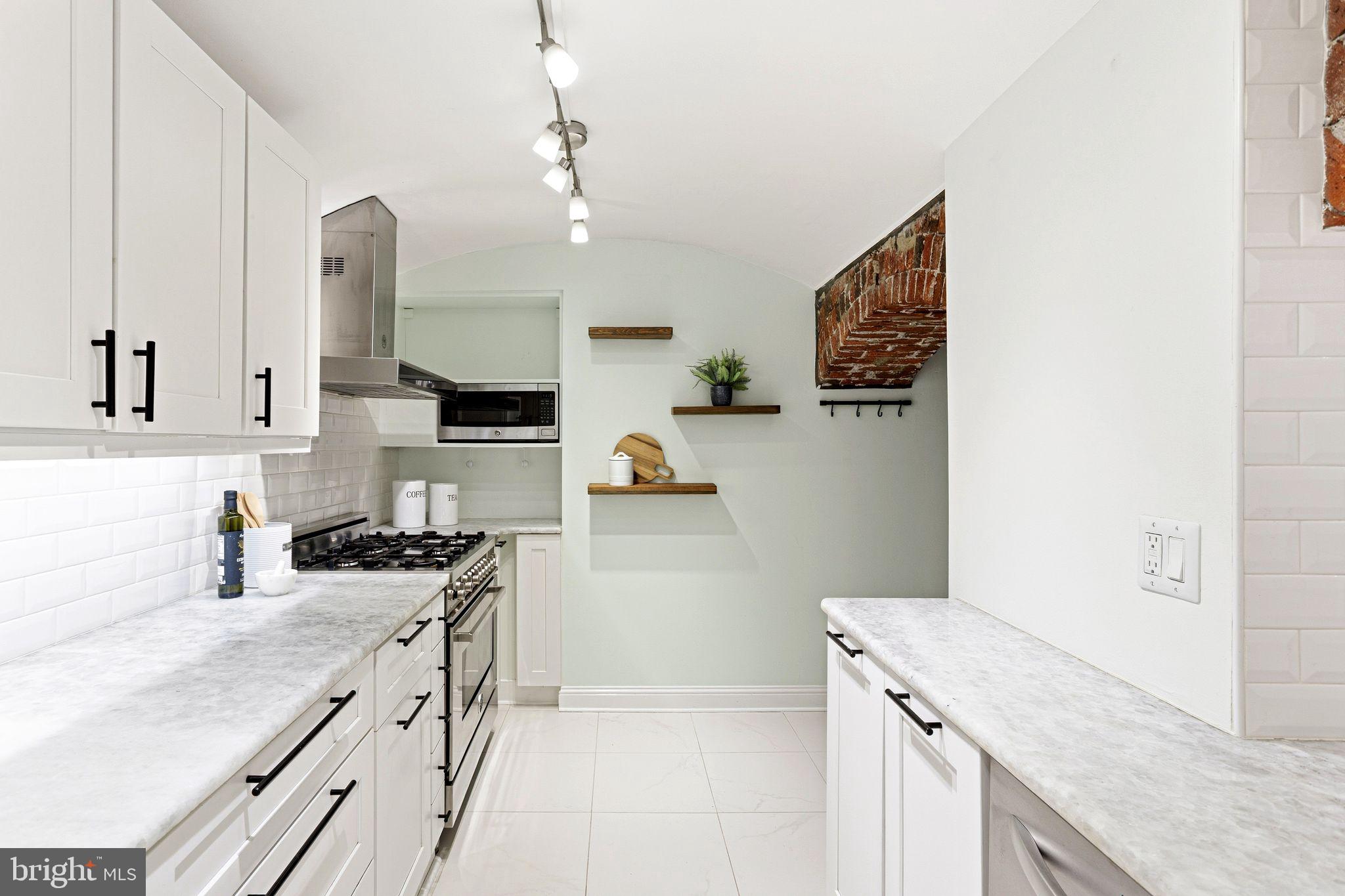 2 WILLINGS ALLEY MEWS