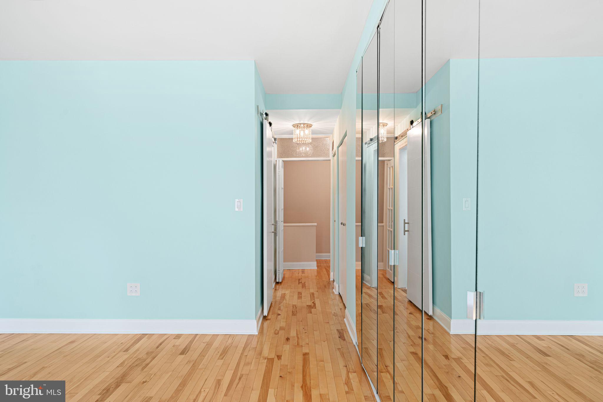 2 WILLINGS ALLEY MEWS