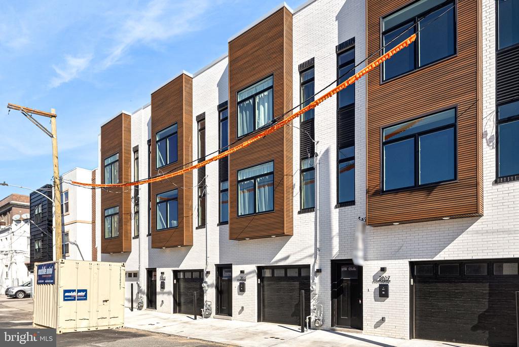 2814 S 9TH STREET