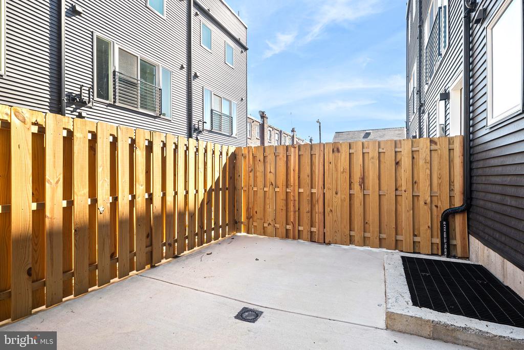 2814 S 9TH STREET