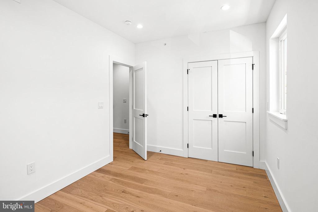 2814 S 9TH STREET