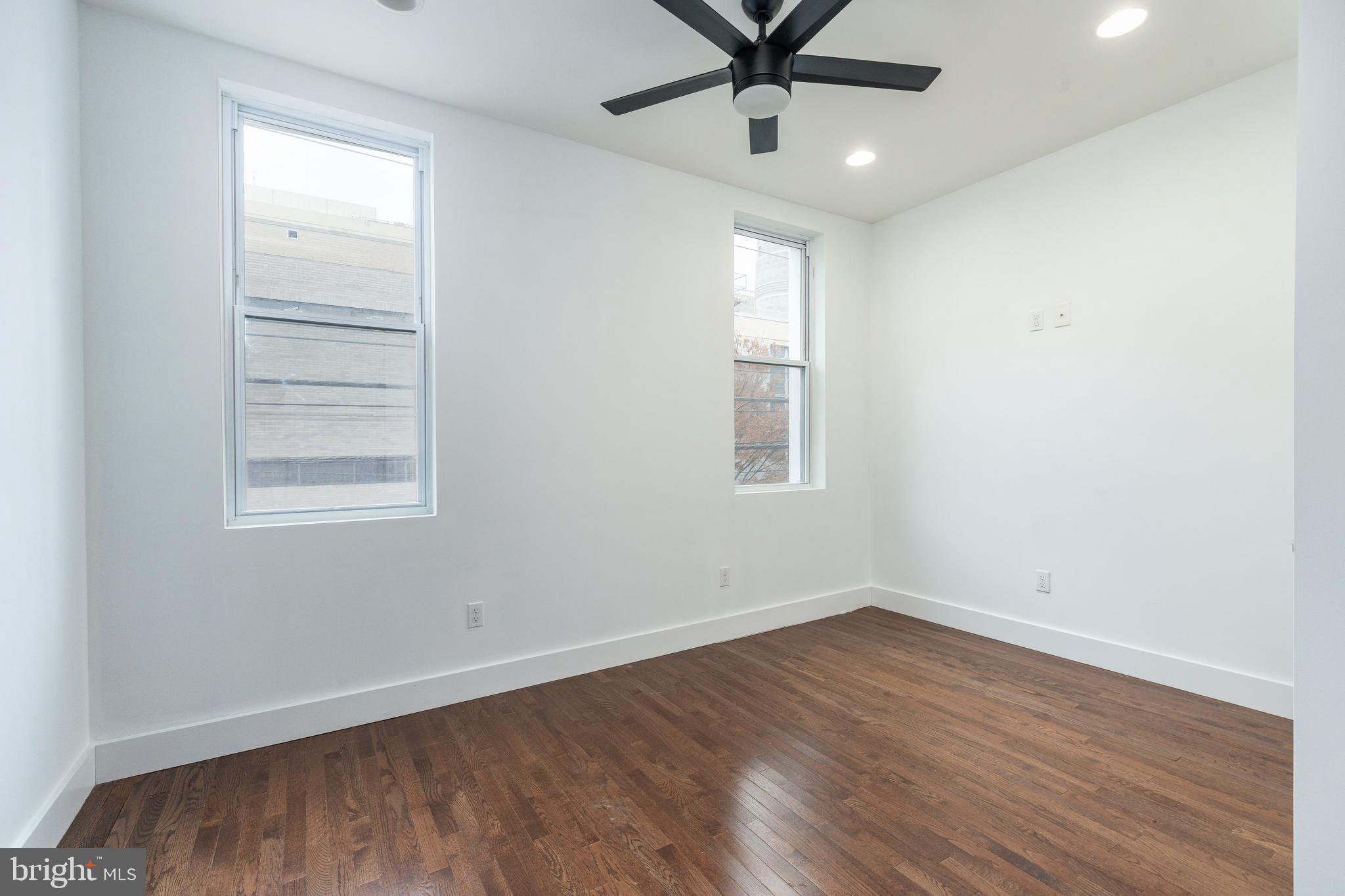 1928 S 15TH STREET