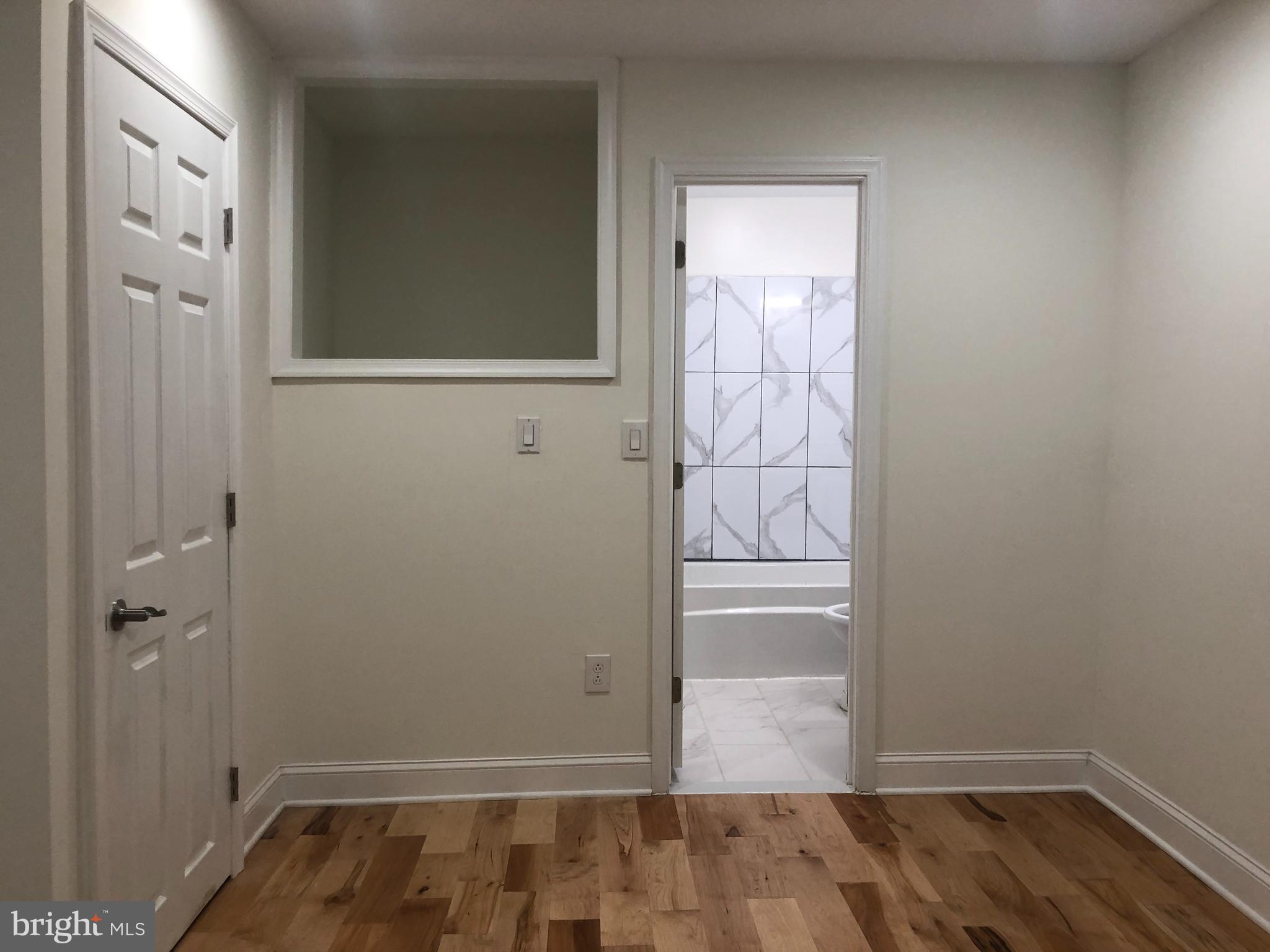 1706 N MARSHALL STREET