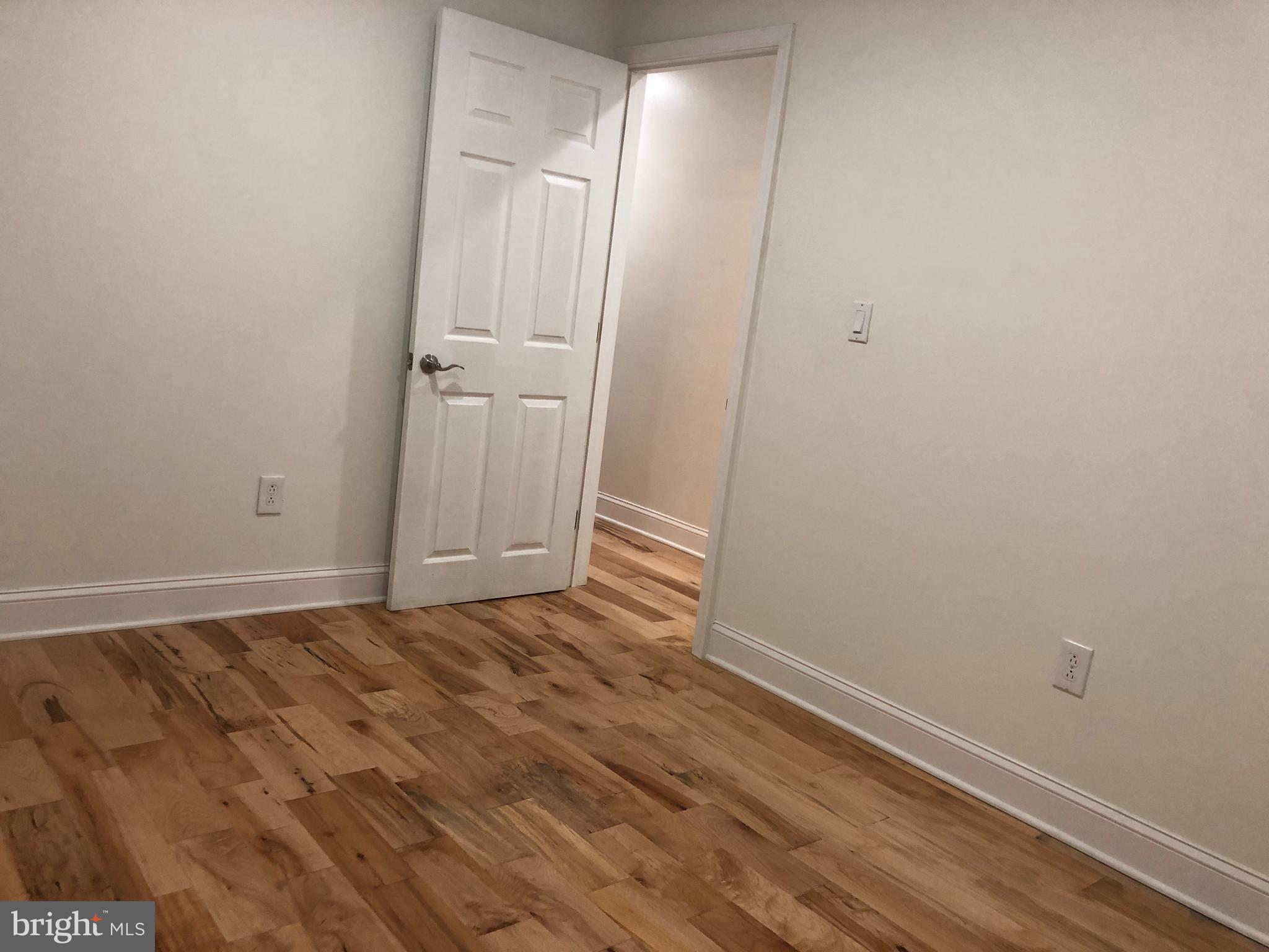 1706 N MARSHALL STREET