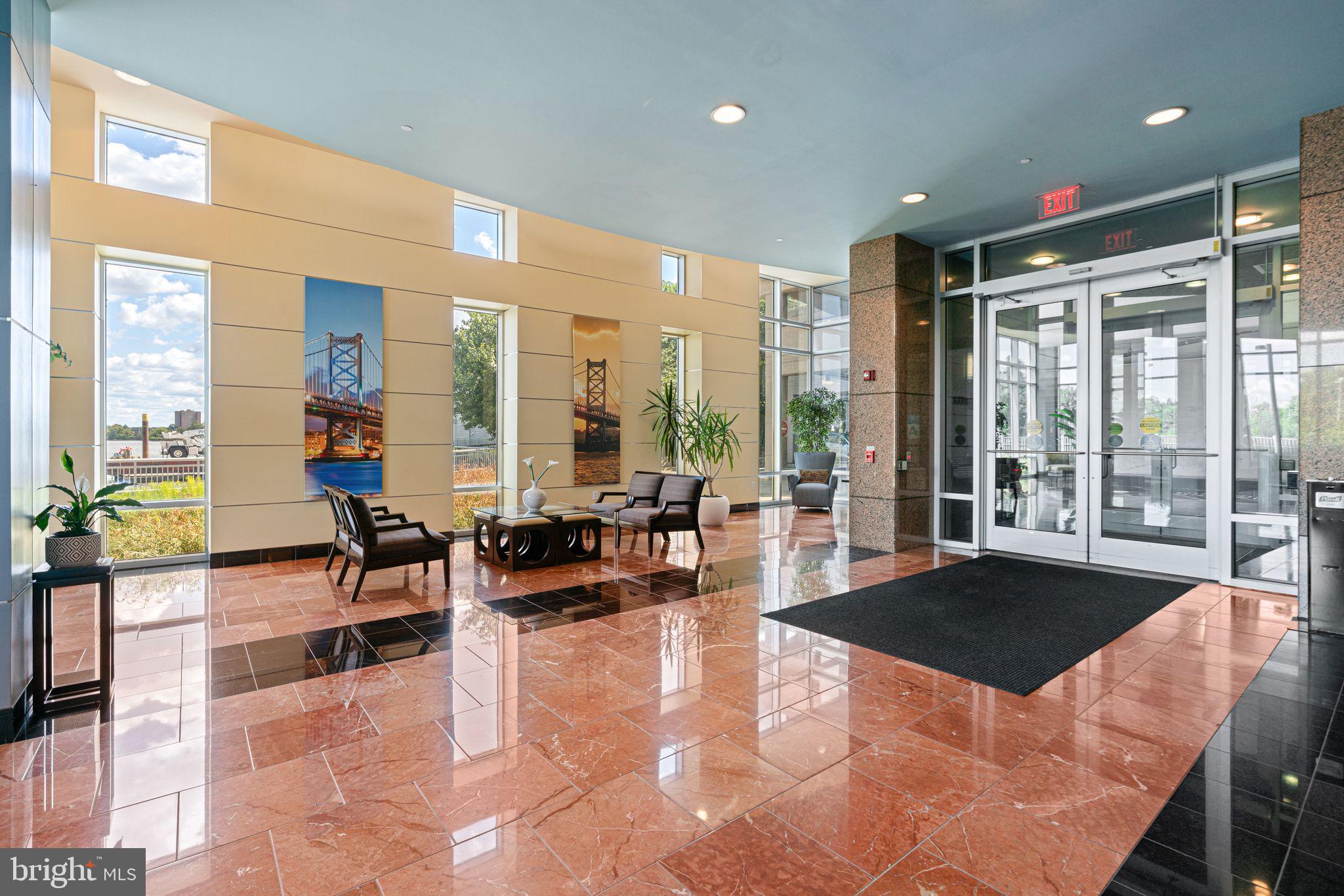 901 N PENN STREET R2605