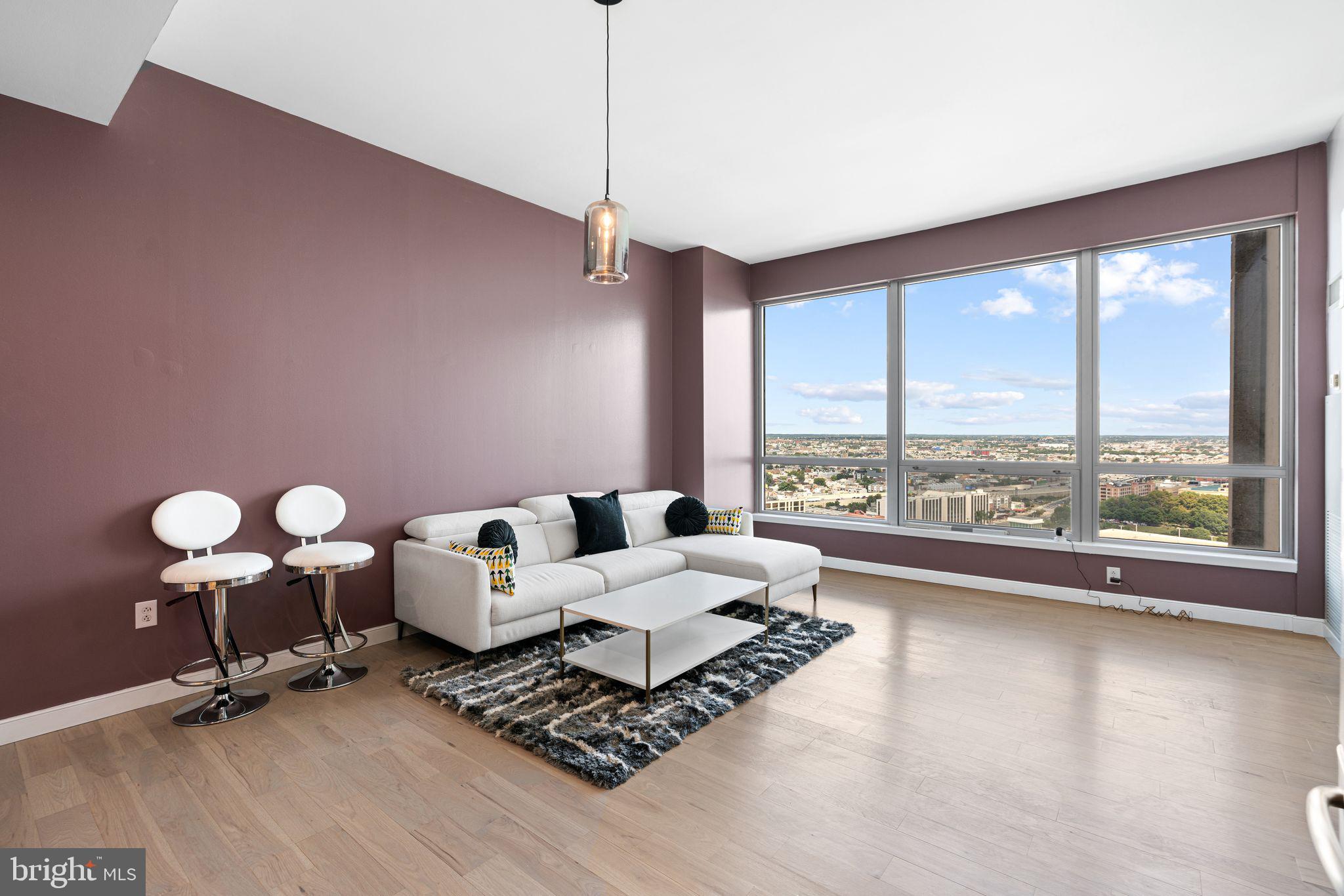 901 N PENN STREET R2605