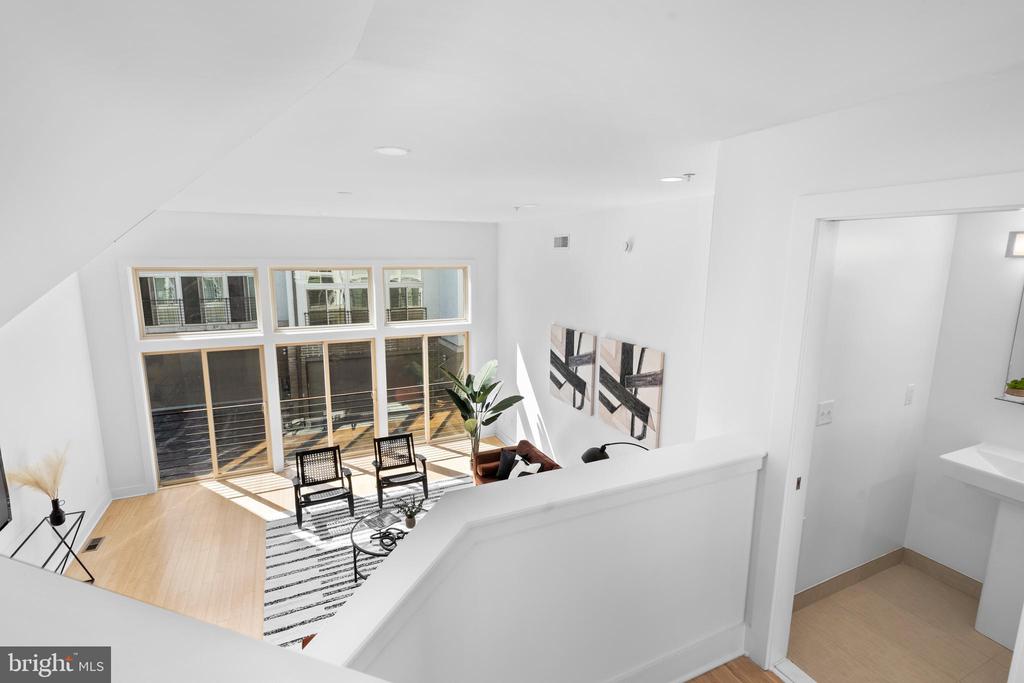 315 DUPONT STREET